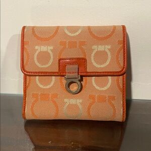 FERRAGAMO WALLET